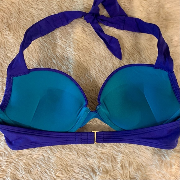 VS bombshell bikini top 34C - Picture 4 of 6